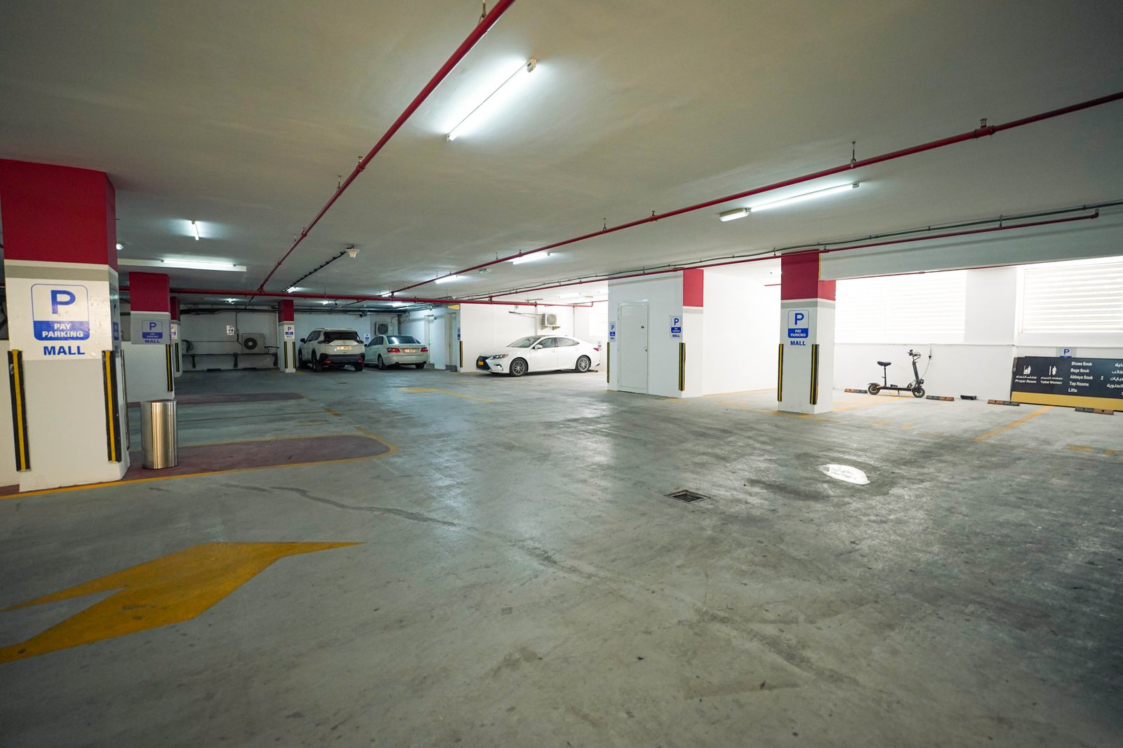 Shrooq Mall — photograph 15