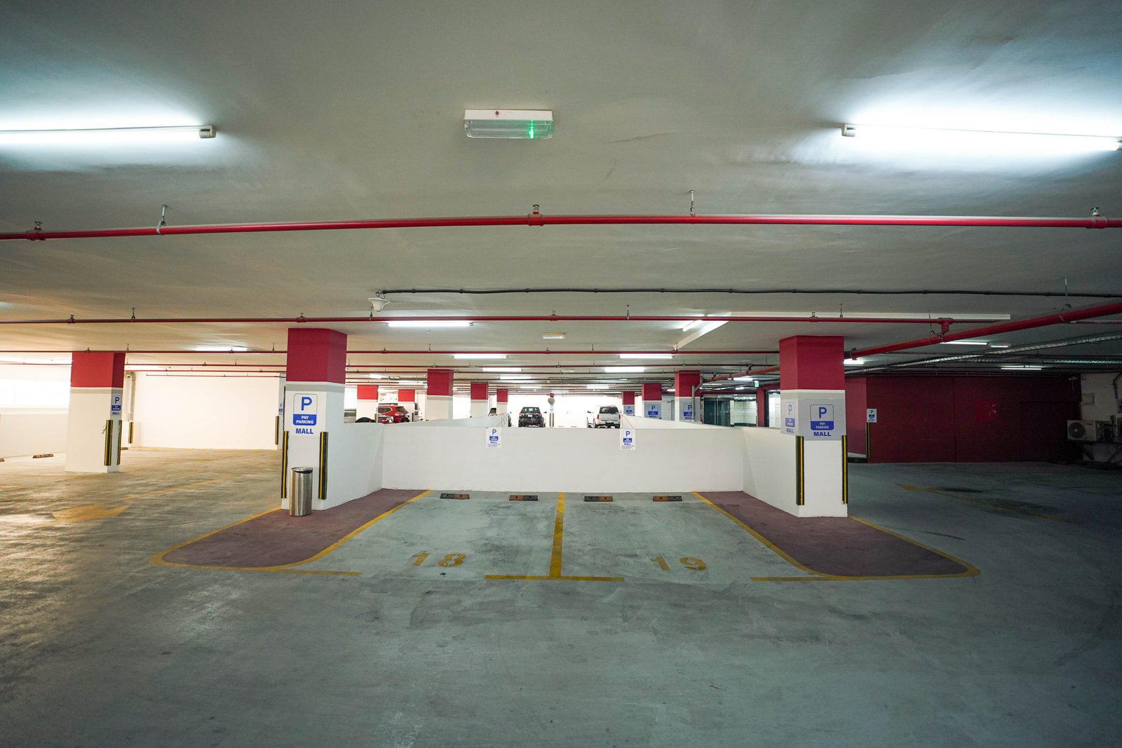 Shrooq Mall — photograph 17