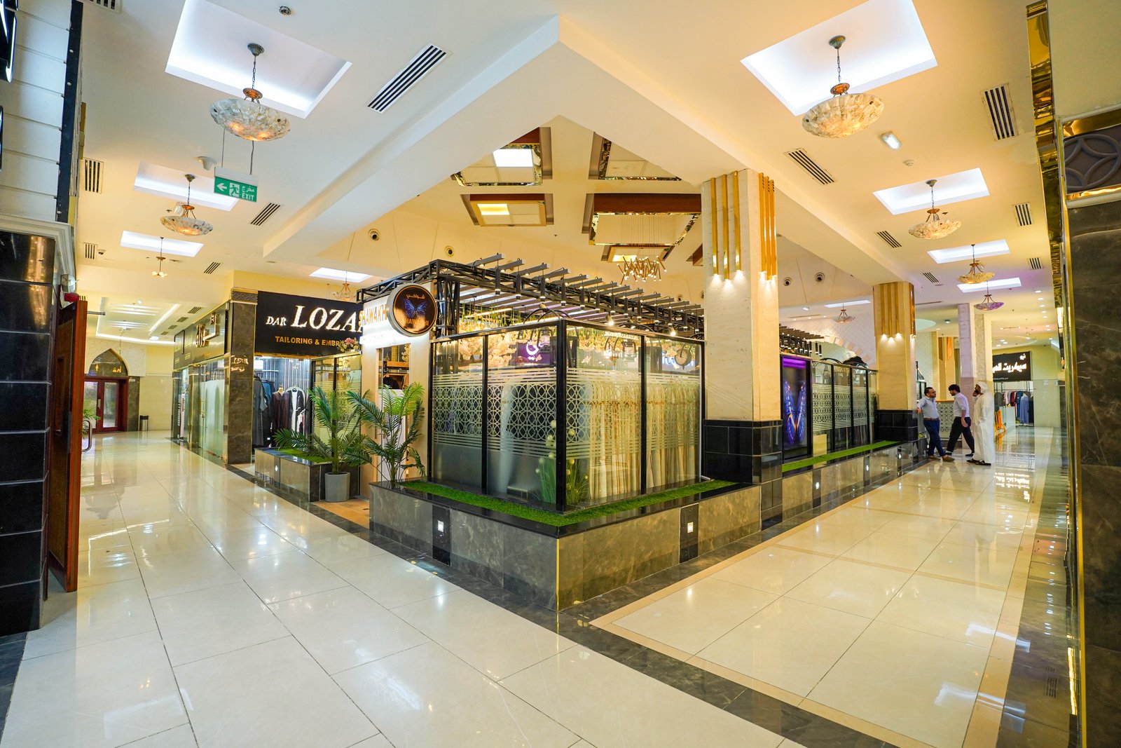 Shrooq Mall — photograph 21