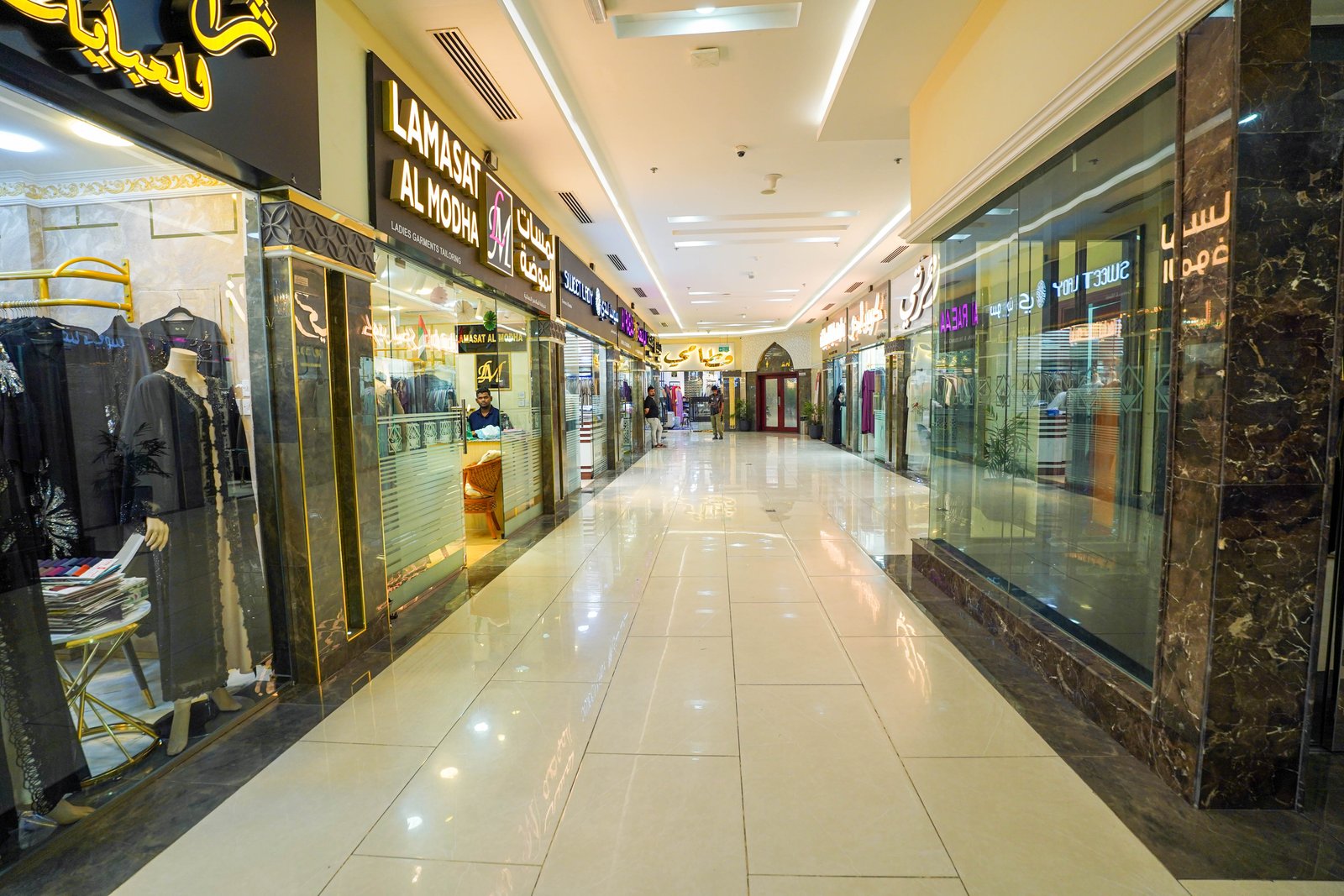 Shrooq Mall — photograph 69