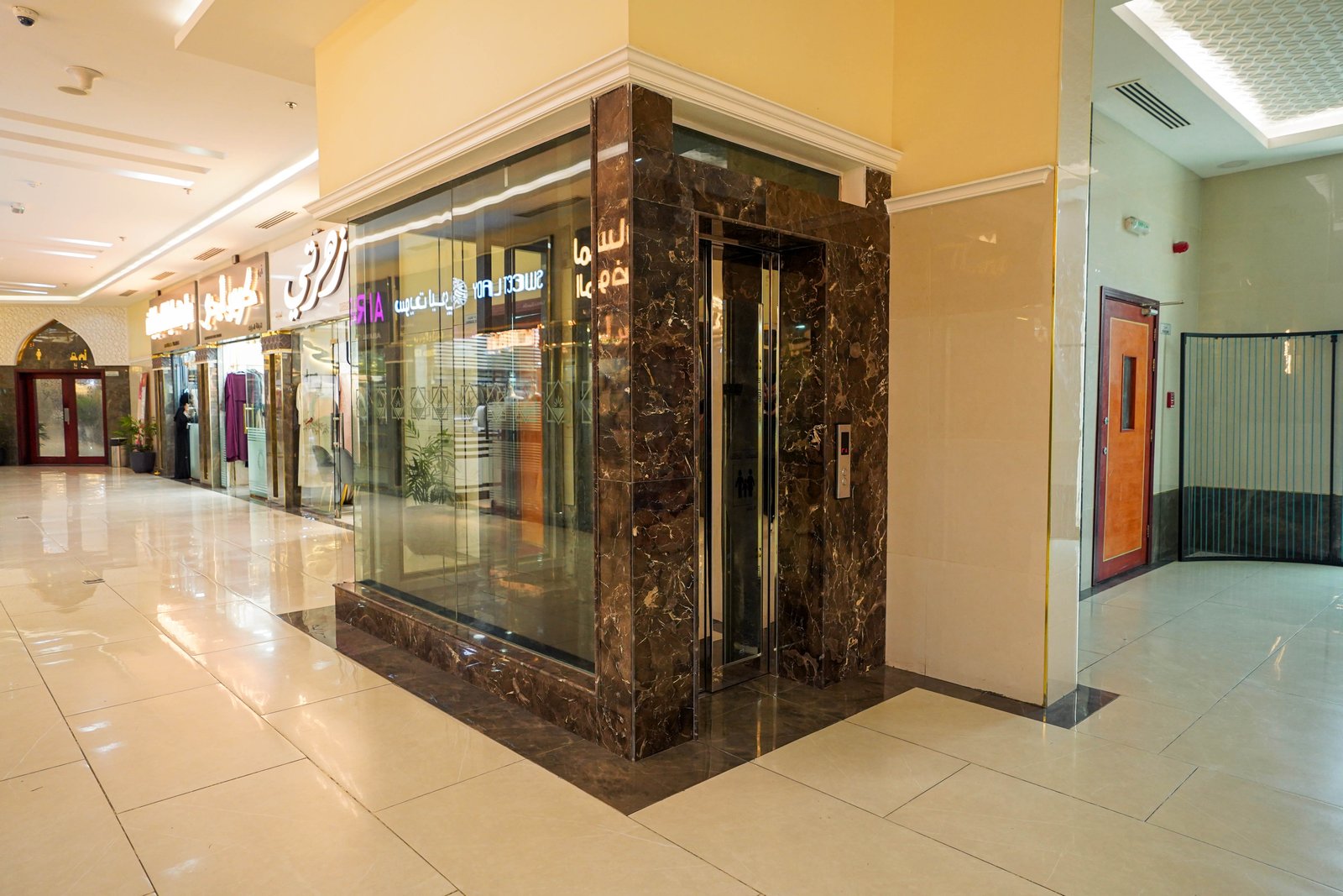 Shrooq Mall — photograph 70