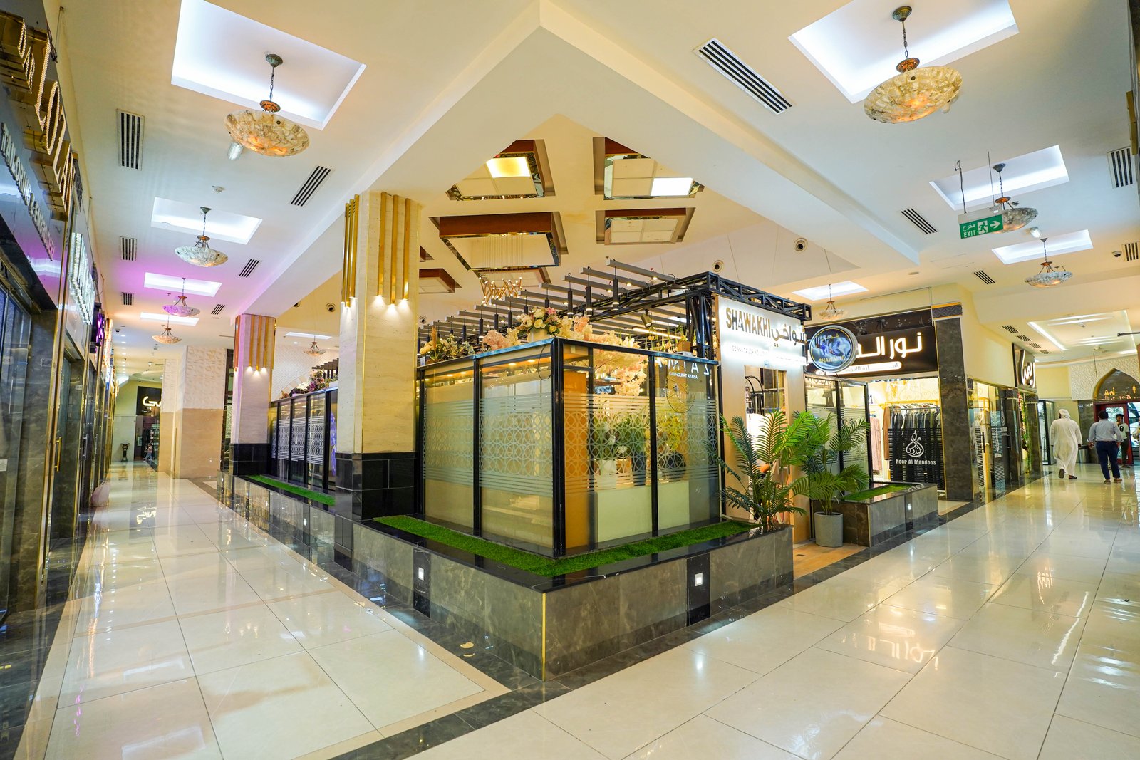 Shrooq Mall — photograph 73