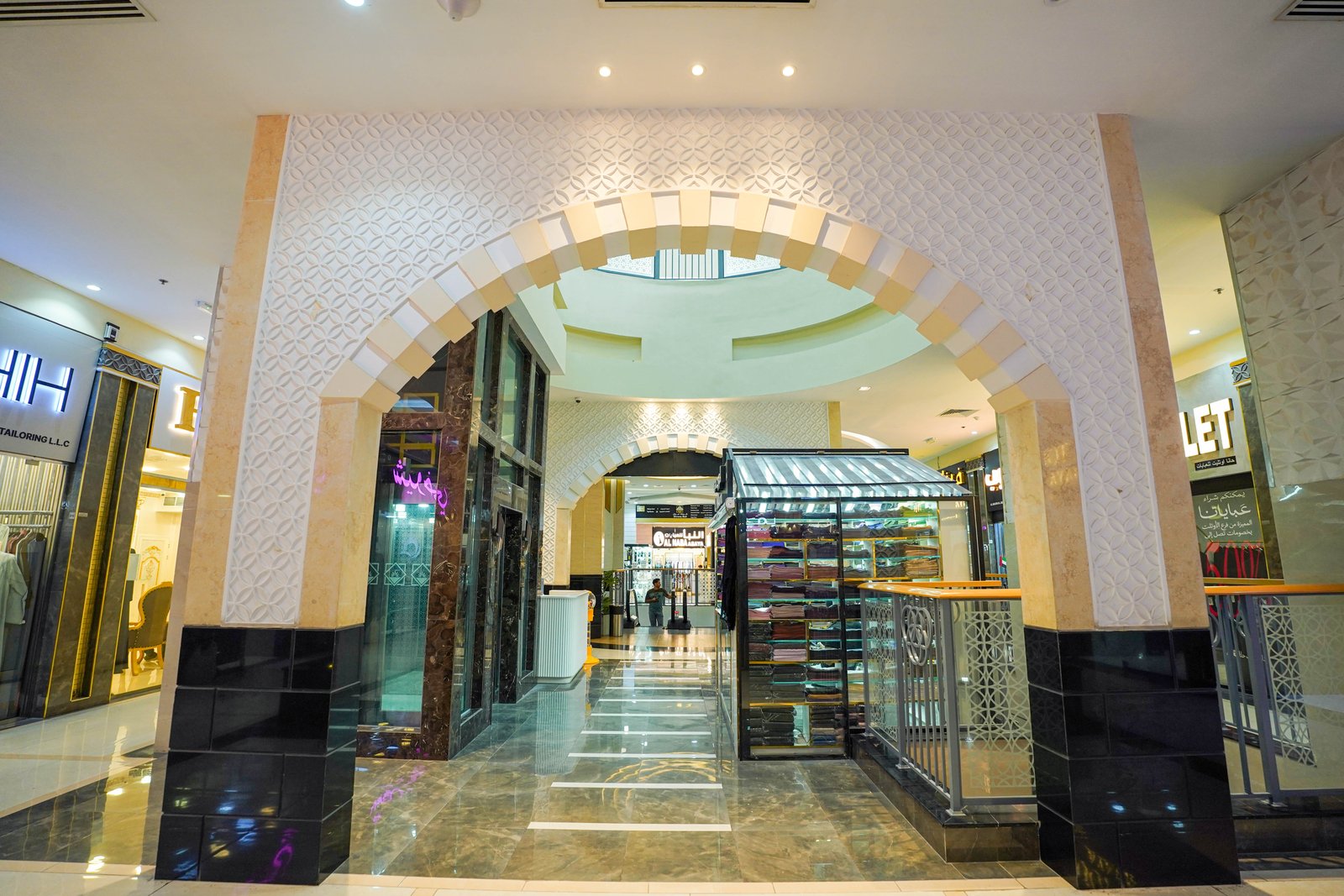 Shrooq Mall — photograph 82