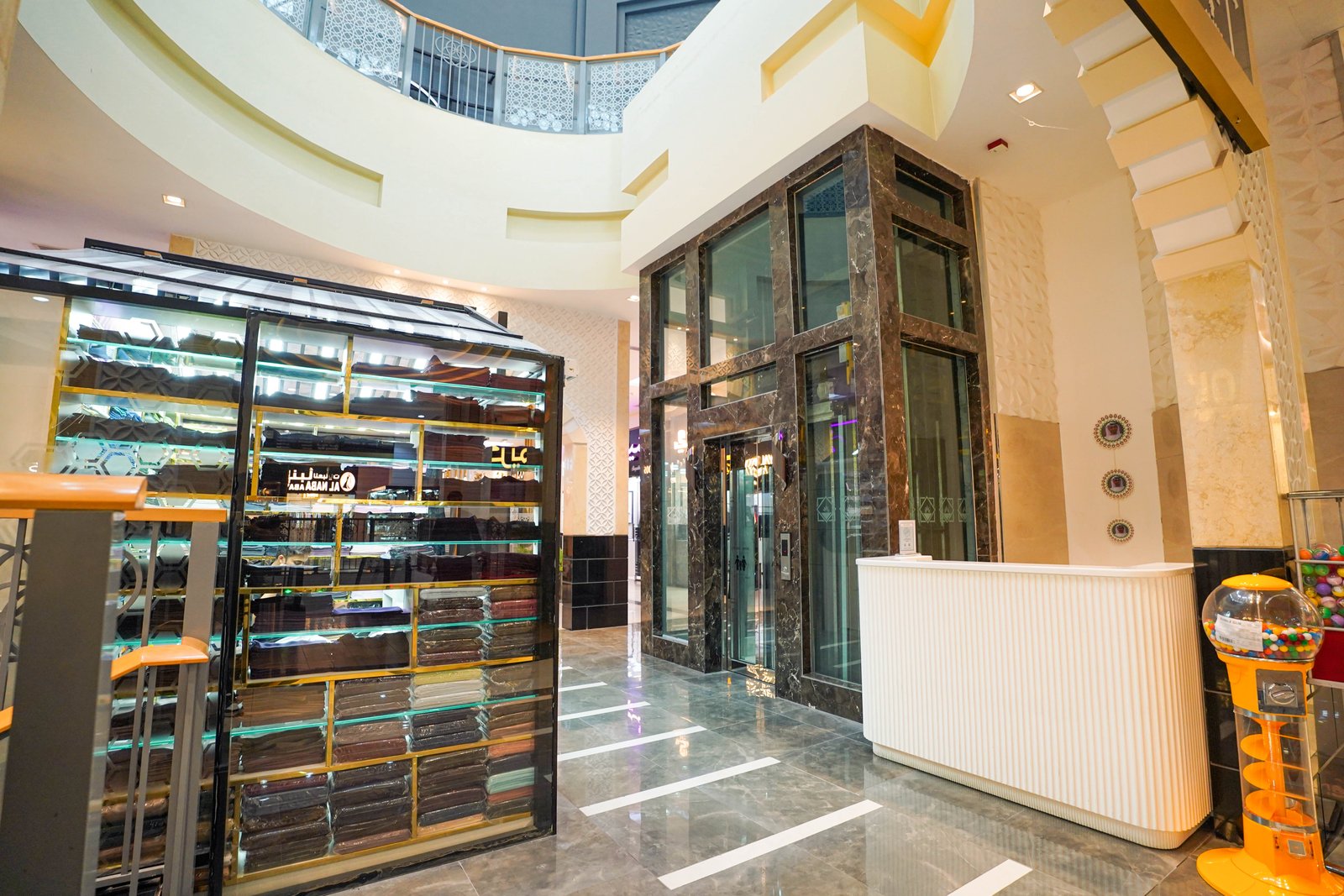 Shrooq Mall — photograph 87