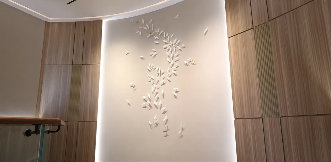 Business Square Interiors — photograph 9
